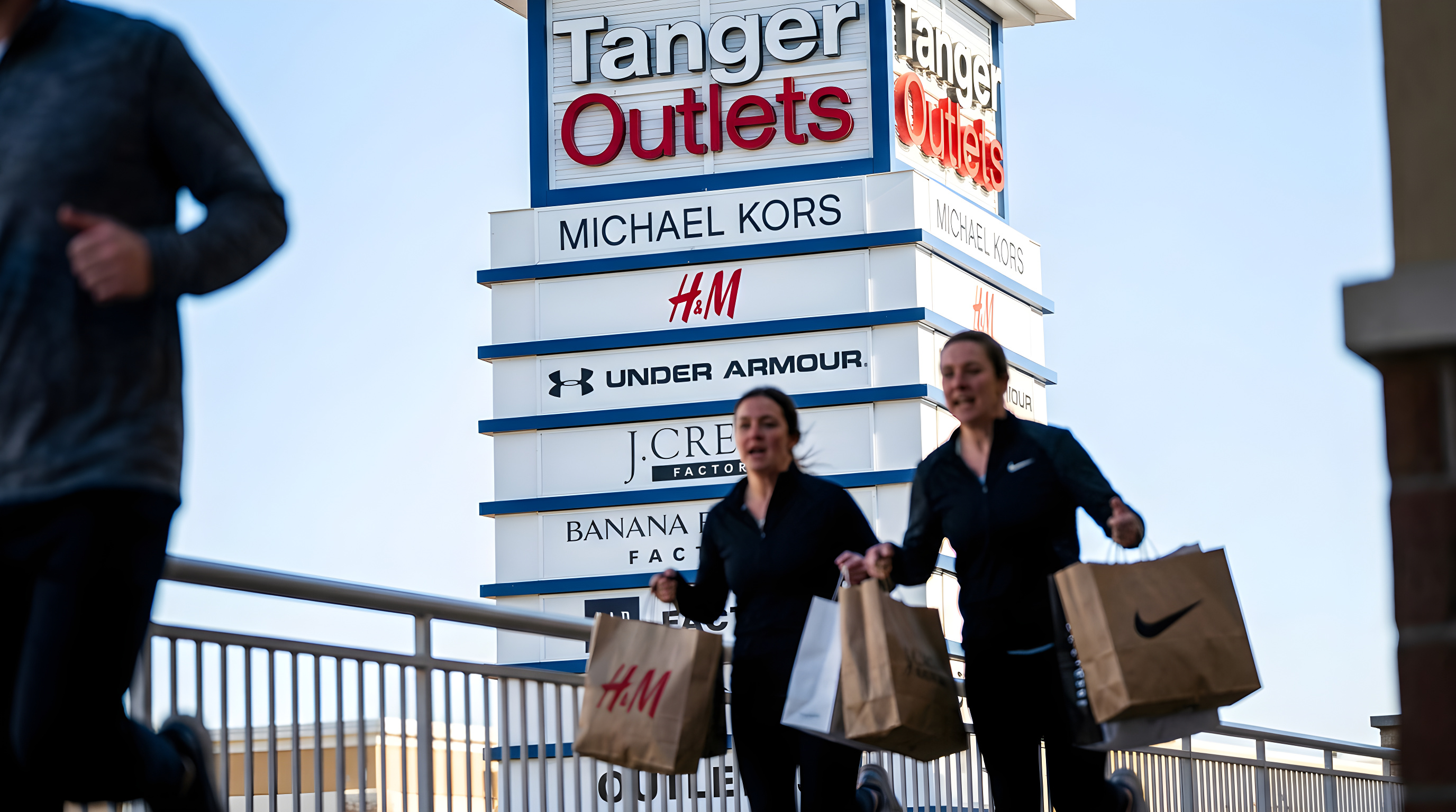 Mange varer i outletbutikker er lavet i ringere kvalitet